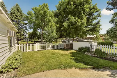 2750 Riverside Lane NE, Rochester, MN 55906 - Photo 35