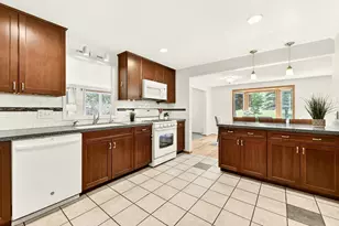 2750 Riverside Ln NE, Rochester, MN 55906 - Photo 15