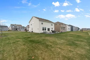 2149 Johanna Cir, Lino Lakes, MN 55038 - Photo 5