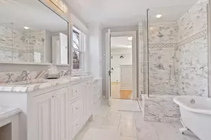 2504 Euclid Pl, Minneapolis, MN 55405 - Photo 39