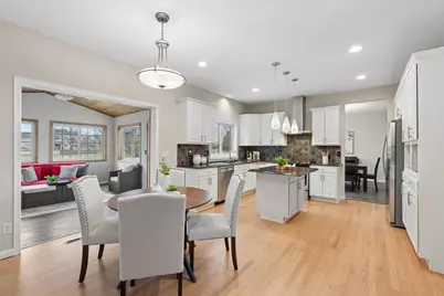 2829 Eagle Valley Circle, Woodbury, MN 55129 - Photo 7