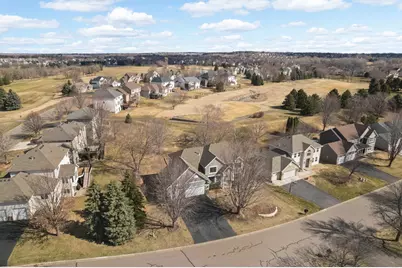 2829 Eagle Valley Circle, Woodbury, MN 55129 - Photo 31