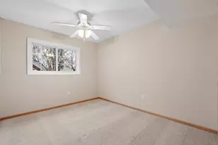 2829 Eagle Valley Cir, Woodbury, MN 55129 - Photo 23