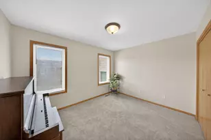 303 9th St NW, Dodge Center, MN 55927 - Photo 19