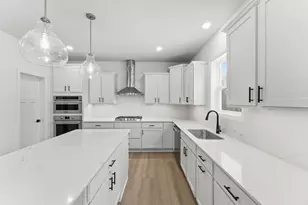 1918 Timber Ln, Carver, MN 55315 - Photo 9