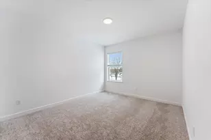 3092 Vanderbie St, Little Canada, MN 55117 - Photo 13