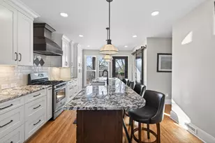 2720 64th St E, Inver Grove Heights, MN 55076 - Photo 9