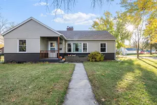 1019 Ash St, Alexandria, MN 56308 - Photo 5