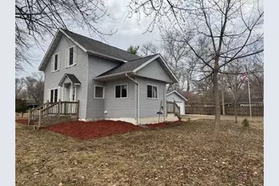 1078 Jefferson Street SE, Hutchinson, MN 55350 - Photo 1