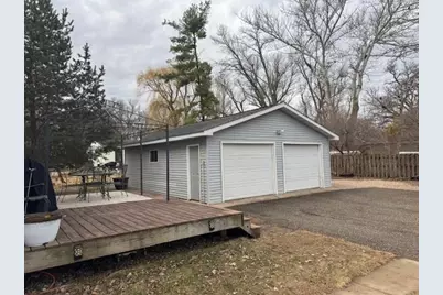 1078 Jefferson Street SE, Hutchinson, MN 55350 - Photo 23