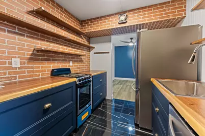 2700 Oxford Street N #101, Roseville, MN 55113 - Photo 9