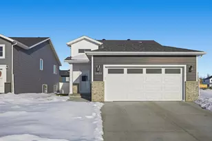 2520 37th Ave S, Moorhead, MN 56560 - Photo 1