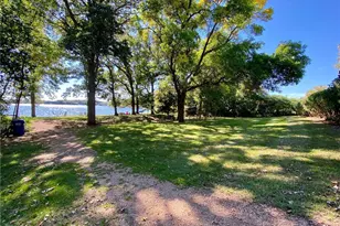 8789 N Bay Dr, Chanhassen, MN 55317 - Photo 29