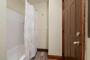 915 Lincoln St, Superior, WI 54880 - Photo 15