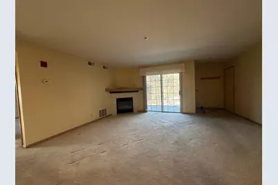 1872 Deerhaven Lane NE #8, Rochester, MN 55906 - Photo 3