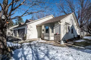 133 Hickory Ct, Farmington, MN 55024 - Photo 1