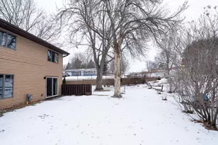 434 E 11th St, New Richmond, WI 54017 - Photo 37