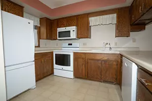 434 E 11th St, New Richmond, WI 54017 - Photo 11