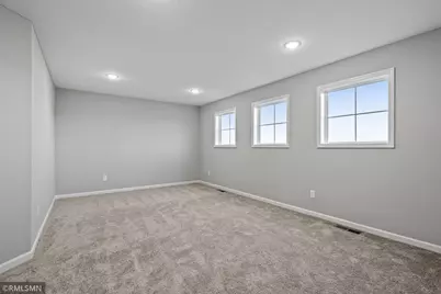 10492 Goodview Avenue S, Cottage Grove, MN 55016 - Photo 9