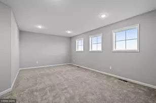 10492 Goodview Ave S, Cottage Grove, MN 55016 - Photo 9