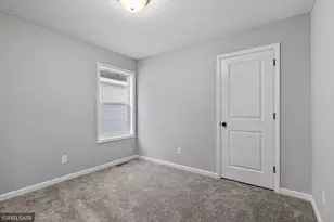 10492 Goodview Ave S, Cottage Grove, MN 55016 - Photo 11