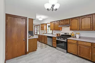 3927 Russell Ave N, Minneapolis, MN 55412 - Photo 13