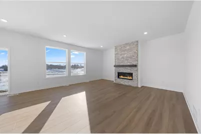 565 Waterford Place, Waconia, MN 55387 - Photo 13