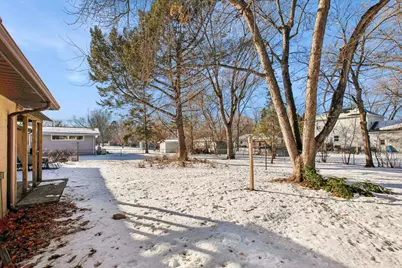 10004 Wentworth Avenue S, Bloomington, MN 55420 - Photo 17