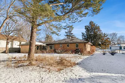 10004 Wentworth Avenue S, Bloomington, MN 55420 - Photo 19