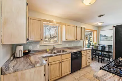 10004 Wentworth Avenue S, Bloomington, MN 55420 - Photo 5