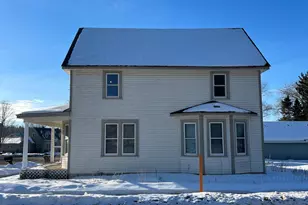 231 E River St, Woodville, WI 54028 - Photo 7