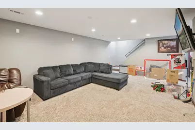 38509 8th Avenue, North Branch, MN 55056 - Photo 11