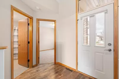 2495 Mossy Creek Drive NE, Owatonna, MN 55060 - Photo 9