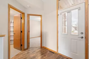 2495 Mossy Creek Dr NE, Owatonna, MN 55060 - Photo 9