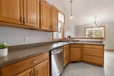 2495 Mossy Creek Drive NE, Owatonna, MN 55060 - Photo 15