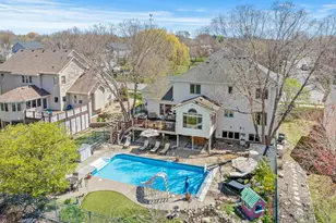 14217 Footbridge Way, Apple Valley, MN 55124 - Photo 5