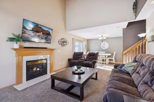 6816 Benton Cir, Inver Grove Heights, MN 55076 - Photo 7