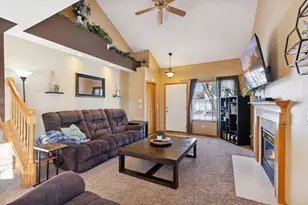 6816 Benton Cir, Inver Grove Heights, MN 55076 - Photo 9