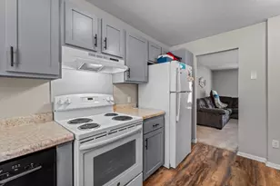 148 21st St NW, Owatonna, MN 55060 - Photo 5