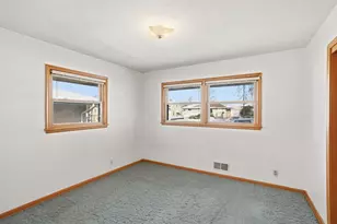 2112 Suburban Ave, Saint Paul, MN 55119 - Photo 11