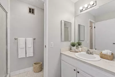 10311 Cedar Lake Road #103, Minnetonka, MN 55305 - Photo 13