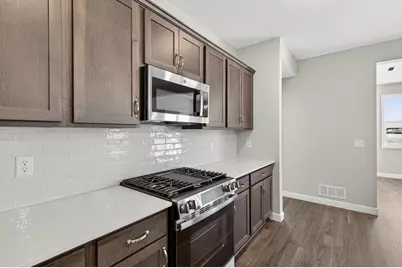 1419 Victory Lane NE, Isanti, MN 55040 - Photo 33