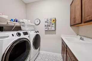 934 Goldfinch St, Chaska, MN 55318 - Photo 19