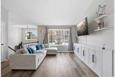 607 Dillon Avenue N, Montrose, MN 55363 - Photo 5