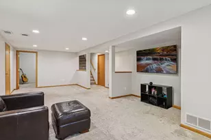 8081 Red Oak Dr, Mounds View, MN 55112 - Photo 25