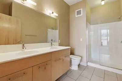 1211 Lagoon Avenue #302, Minneapolis, MN 55408 - Photo 11