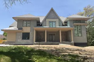 5252 Lochloy Dr, Edina, MN 55436 - Photo 1