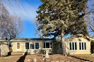 137 McCloud St, Ortonville, MN 56278 - Photo 7
