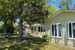 137 McCloud St, Ortonville, MN 56278 - Photo 5