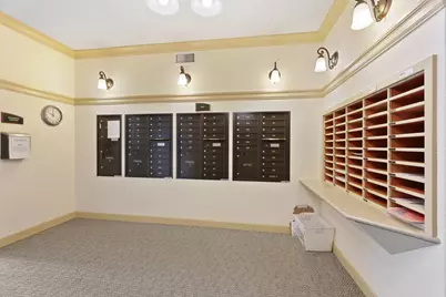 935 Ferndale Street N #302, Maplewood, MN 55119 - Photo 35